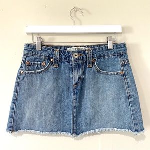 Levi’s 518 Super Low Demin Mini Skirt Sz 3